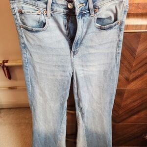American Eagle light blue denim jeans